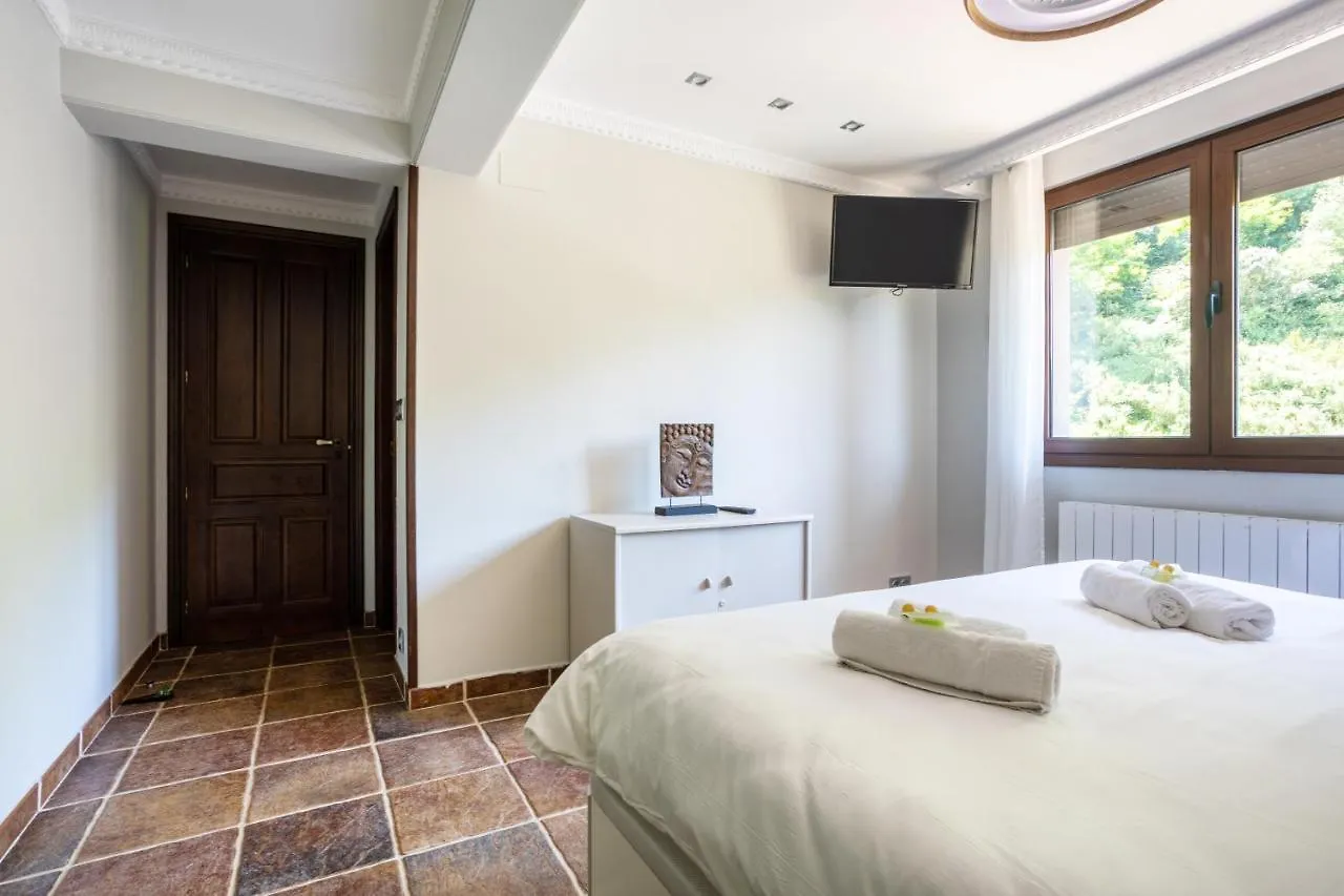 Sarren Villa Pool Bermeo
